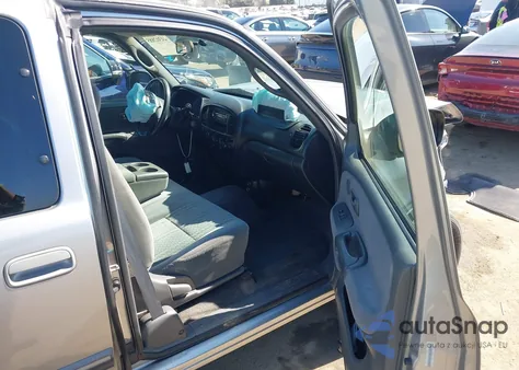 2003 Toyota Tundra Sr5 V8 z USA, uszkodzony, nr VIN 5TBRT34173S433859